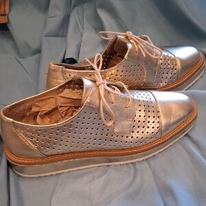 Nine West Silver Perforated Flats